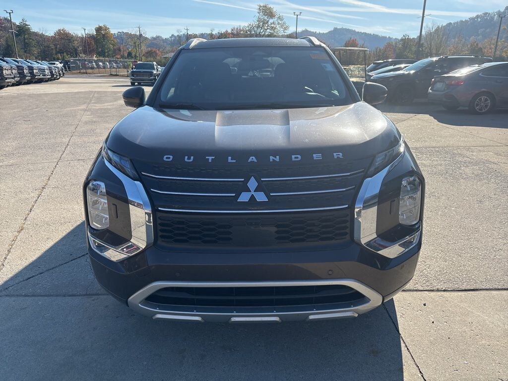 Used 2024 Mitsubishi Outlander SEL SUV