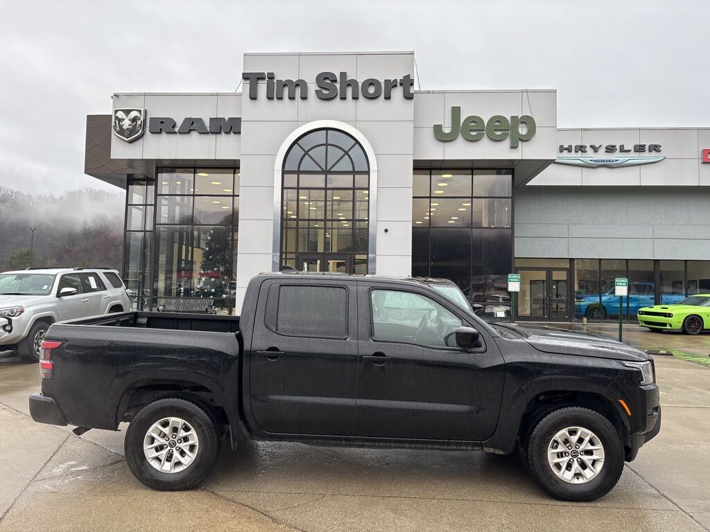 Used 2024 Nissan Frontier SV Truck