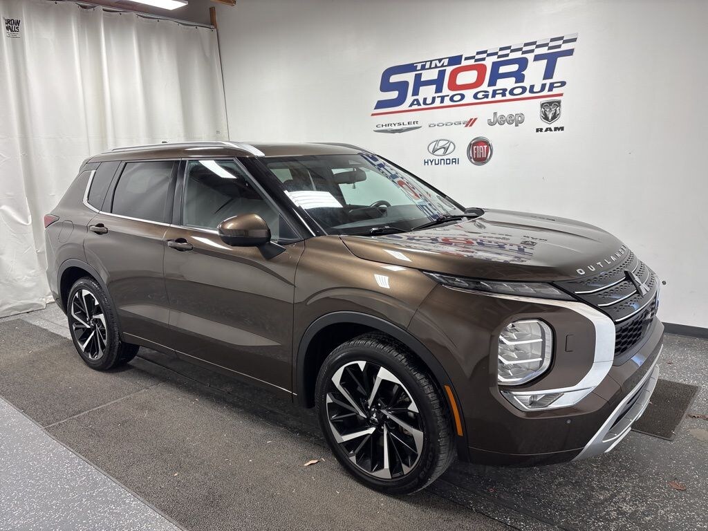 Used 2024 Mitsubishi Outlander SEL SUV