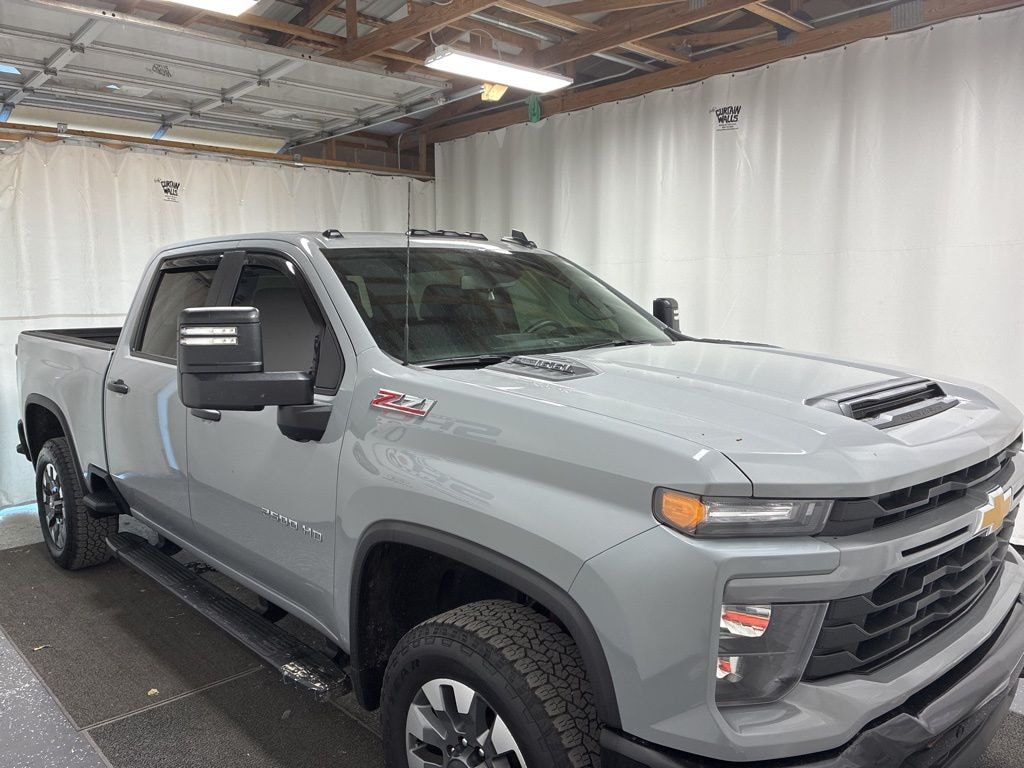 Used 2025 Chevrolet Silverado 2500HD Custom Truck