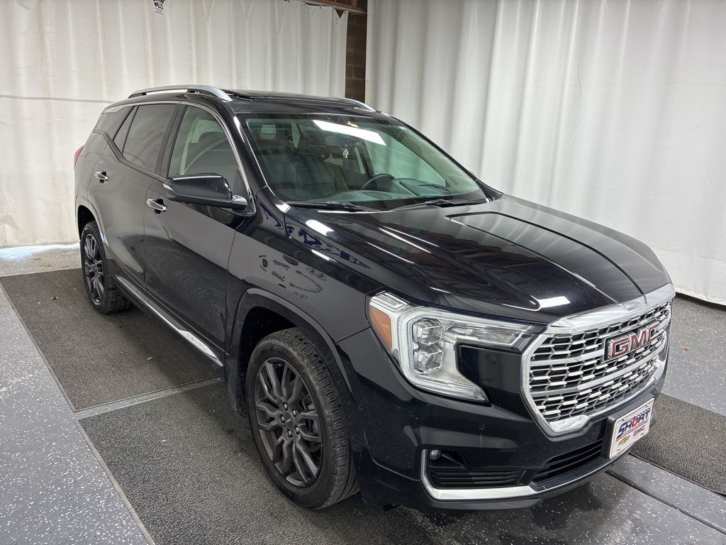 Used 2023 GMC Terrain Denali SUV