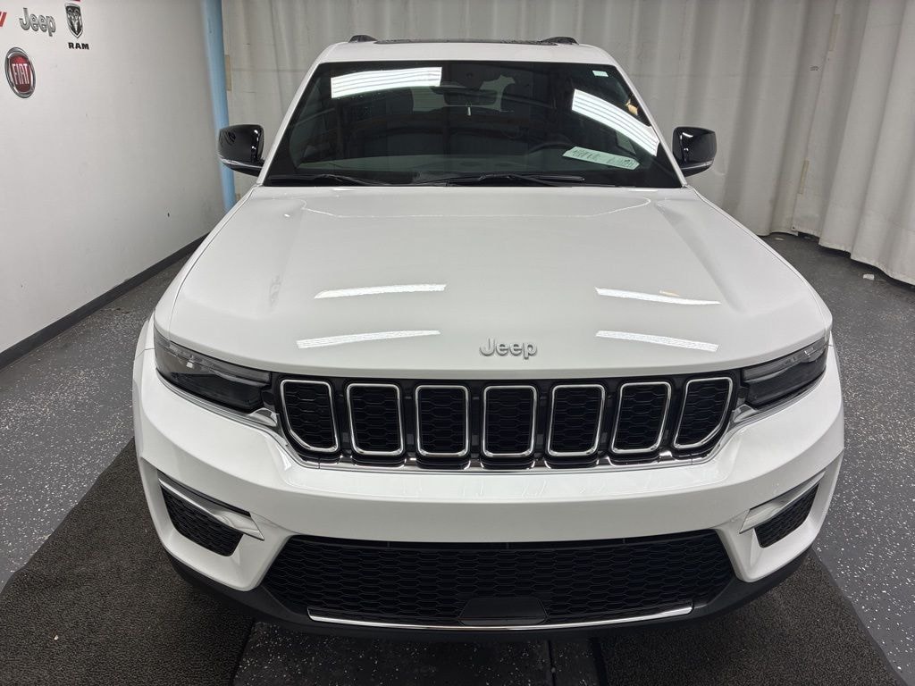 Used 2025 Jeep Grand Cherokee Limited SUV