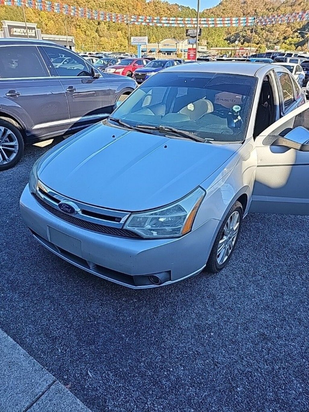 Used 2010 Ford Focus SEL Sedan
