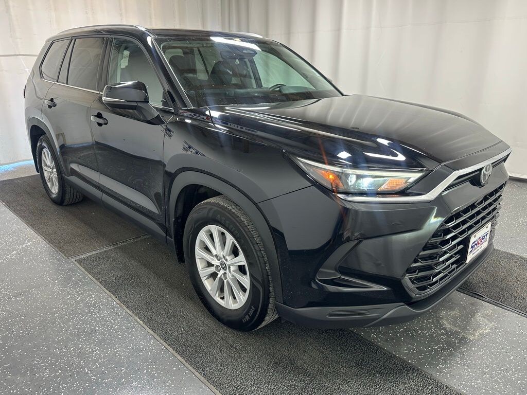 Used 2024 Toyota Grand Highlander XLE SUV