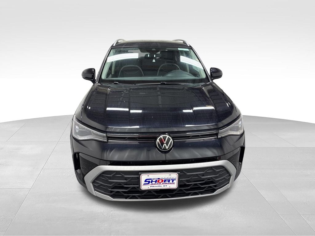 Used 2025 Volkswagen Taos 1.5T SE SUV