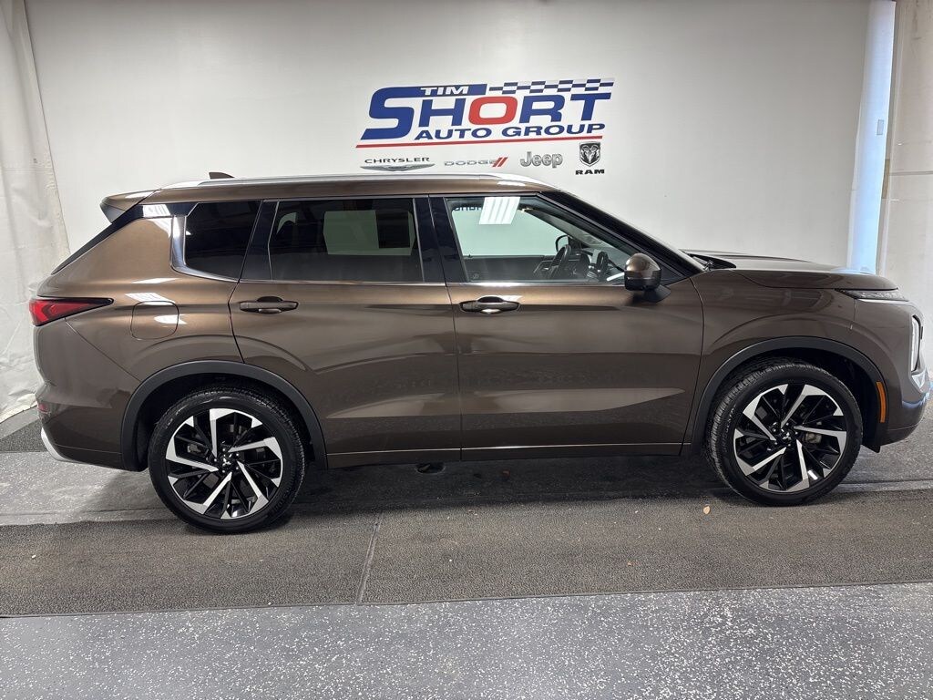 Used 2024 Mitsubishi Outlander SEL SUV