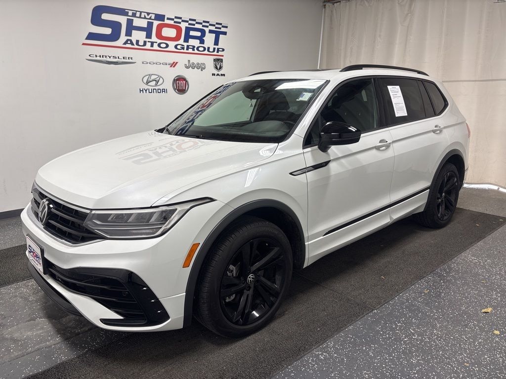 Used 2024 Volkswagen Tiguan 2.0T SE R-Line Black SUV