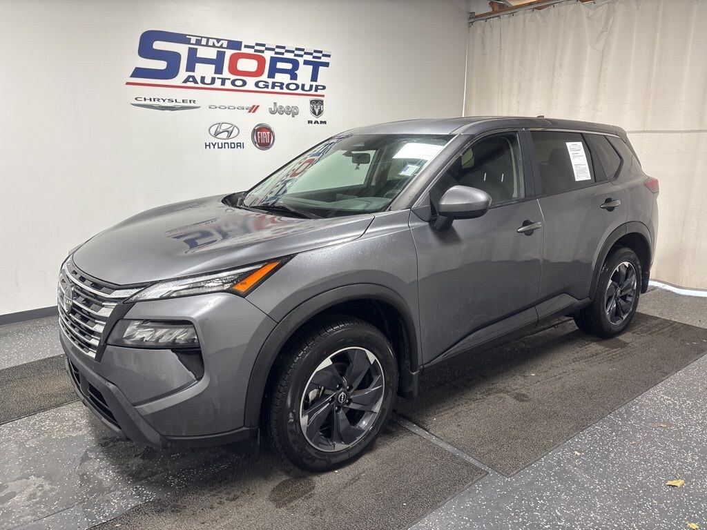 Used 2024 Nissan Rogue SV SUV