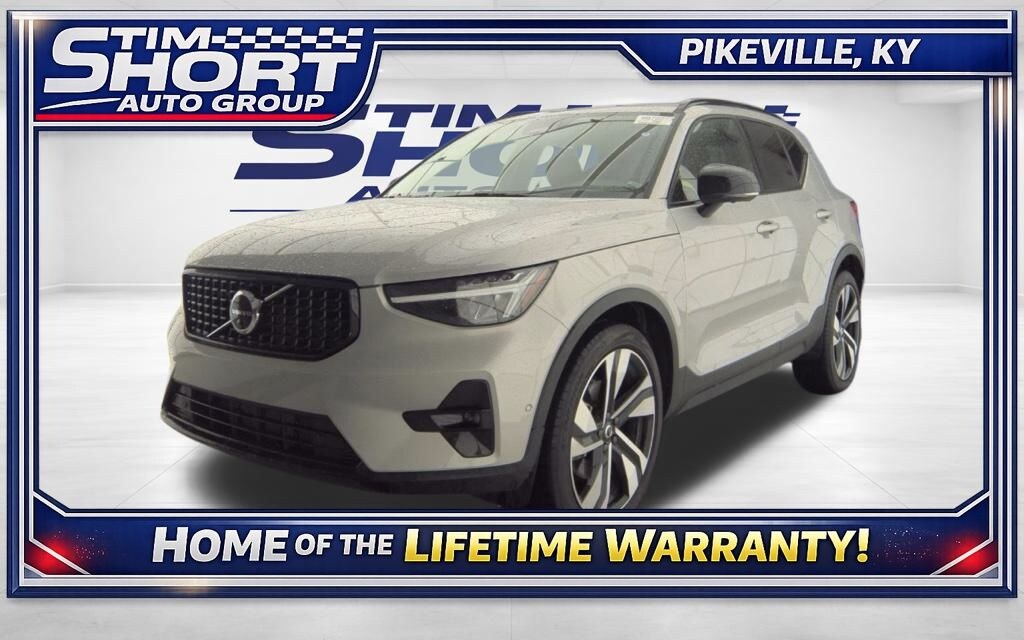 Used 2025 Volvo XC40 B5 Plus Dark Theme SUV