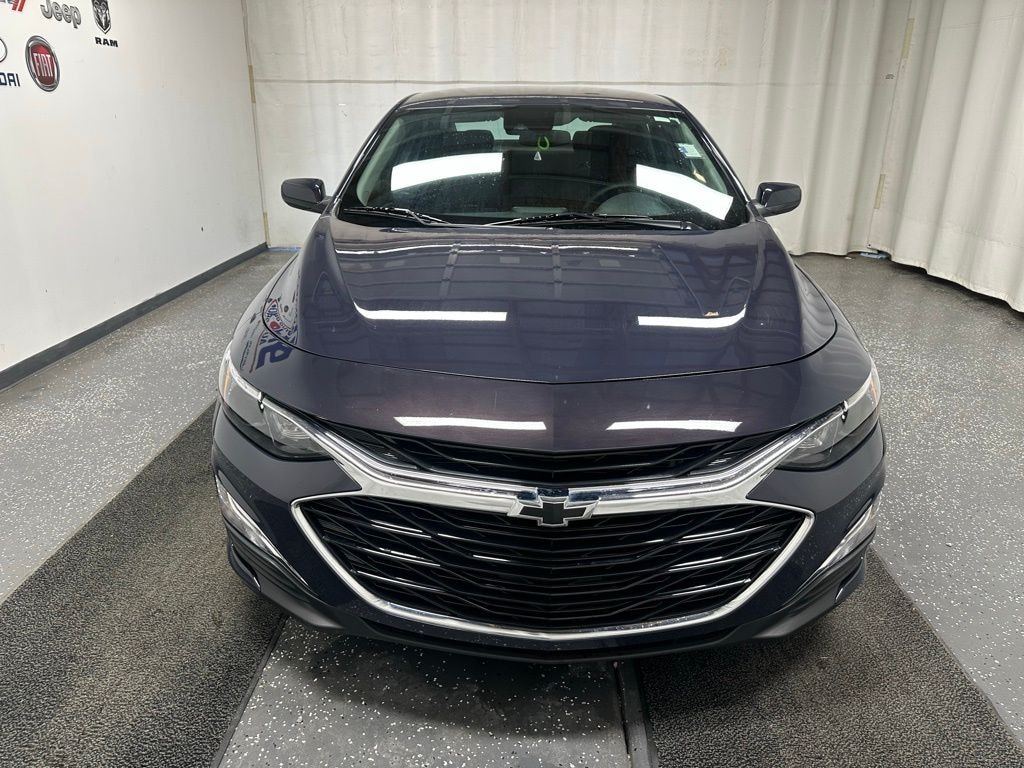 Used 2025 Chevrolet Malibu RS Sedan