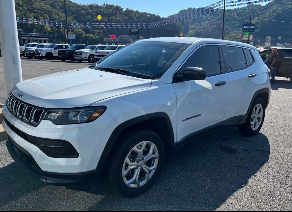 Used 2024 Jeep Compass Sport SUV