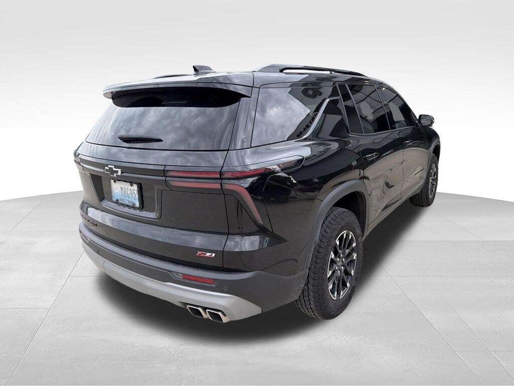 Used 2024 Chevrolet Traverse Z71 SUV