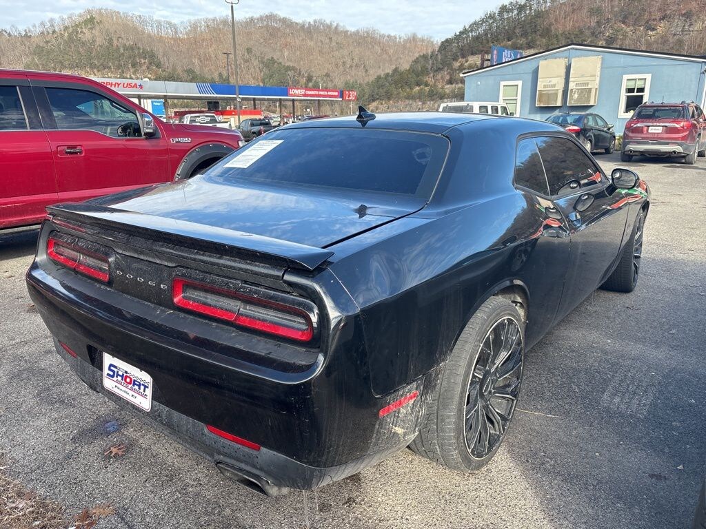 Used 2015 Dodge Challenger SXT Coupe