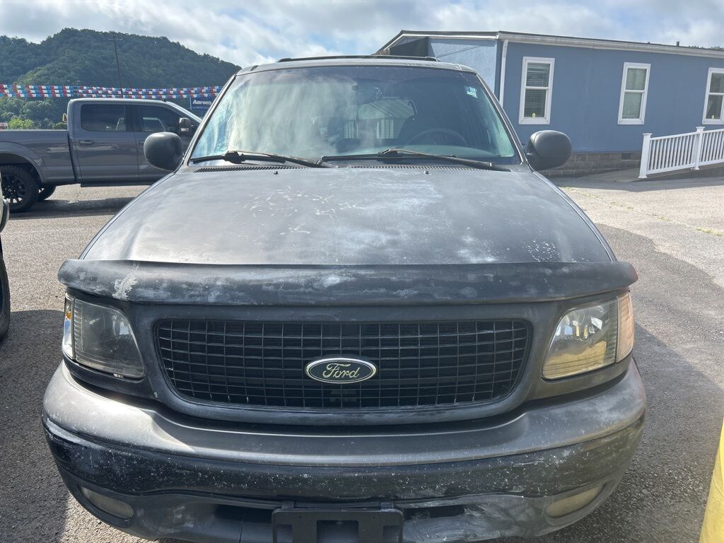 Used 2000 Ford Expedition XLT SUV