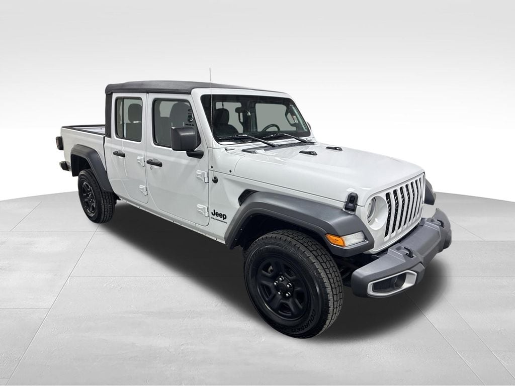 Used 2023 Jeep Gladiator Sport Truck
