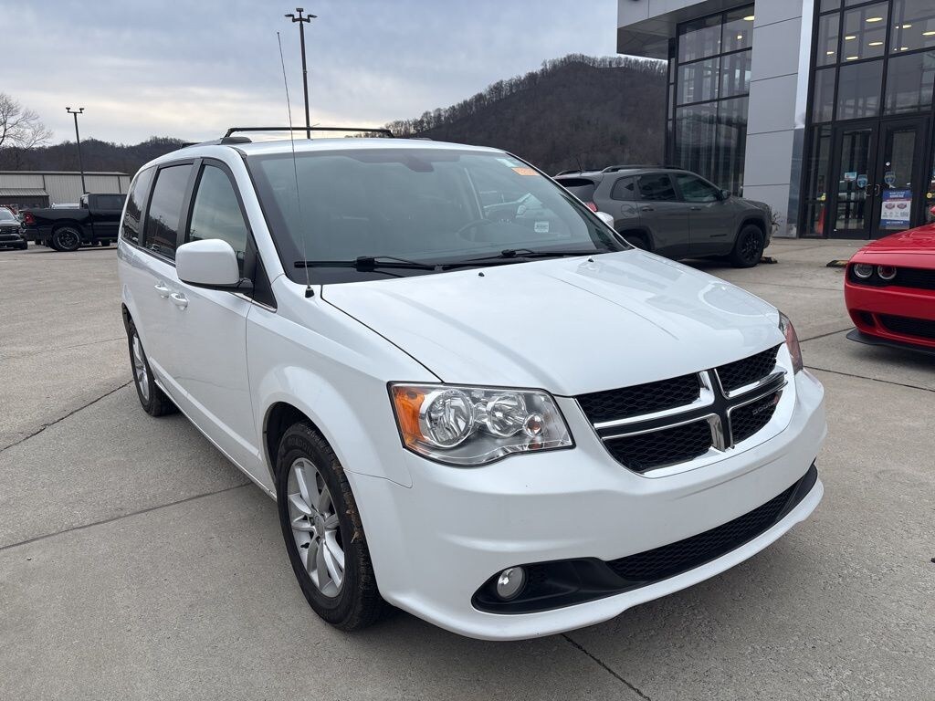 Used 2020 Dodge Grand Caravan SXT Minivan/Van