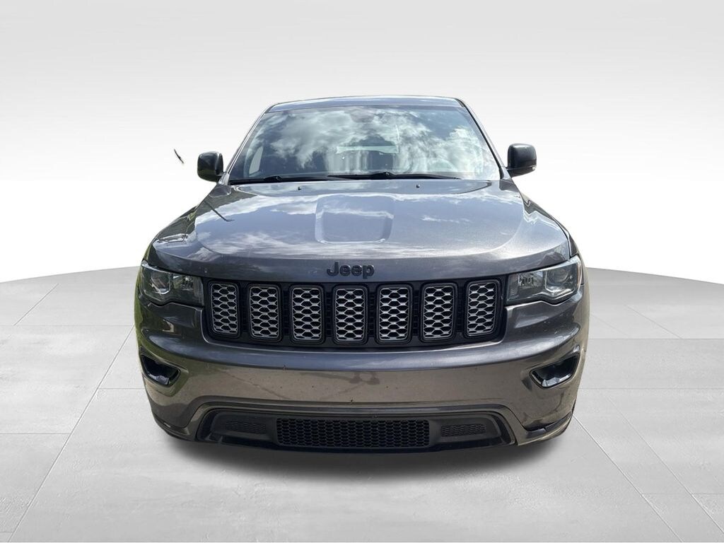Used 2019 Jeep Grand Cherokee Altitude SUV