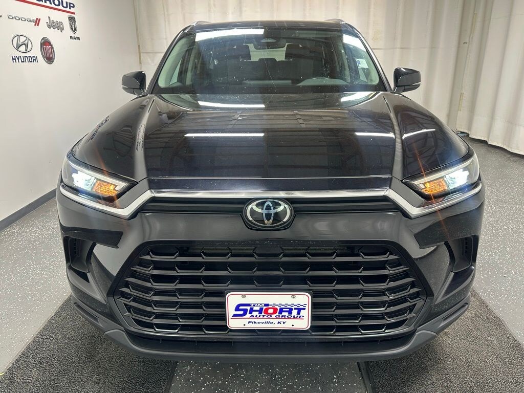 Used 2024 Toyota Grand Highlander XLE SUV