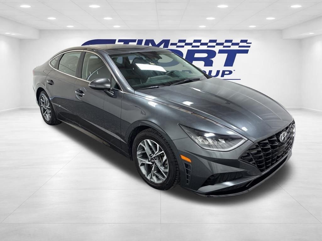 Used 2023 Hyundai Sonata SEL Sedan