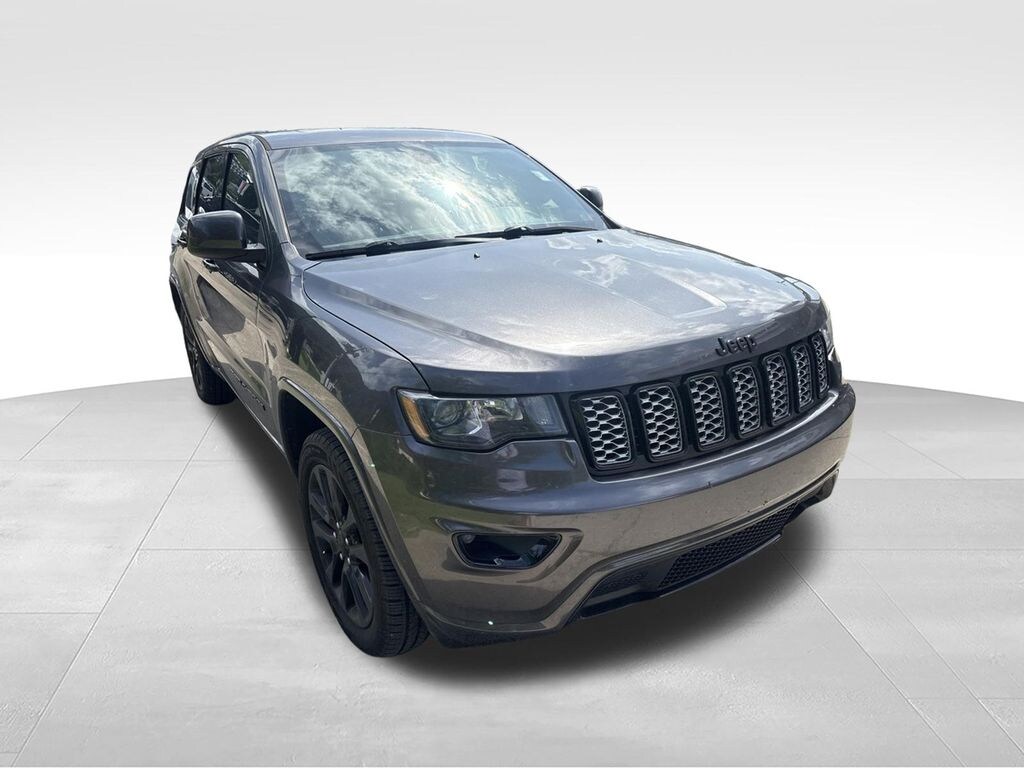 Used 2019 Jeep Grand Cherokee Altitude SUV