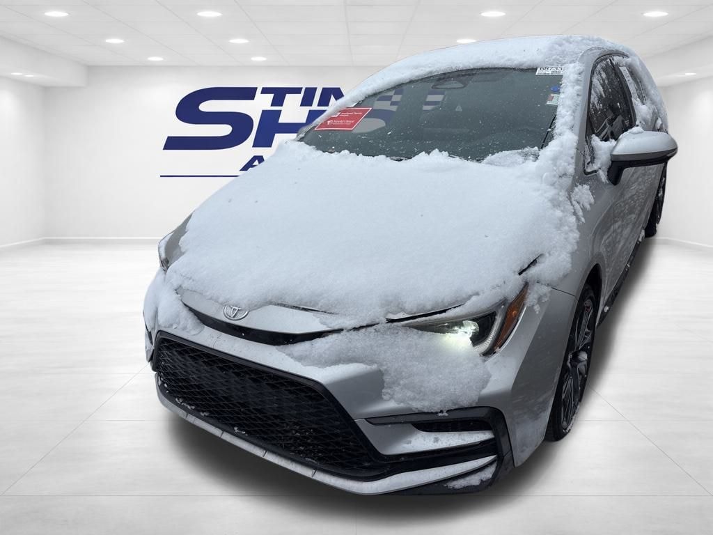 Used 2024 Toyota Corolla SE Sedan