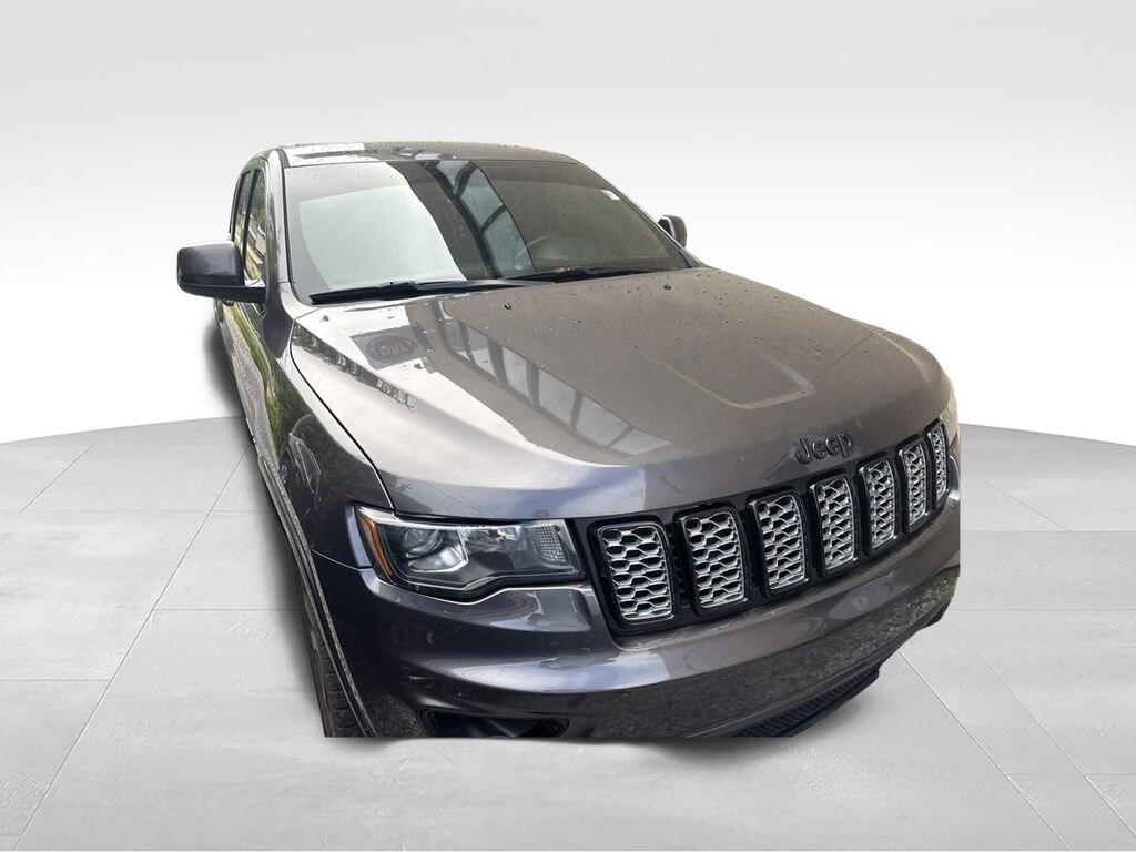 Used 2017 Jeep Grand Cherokee Altitude SUV