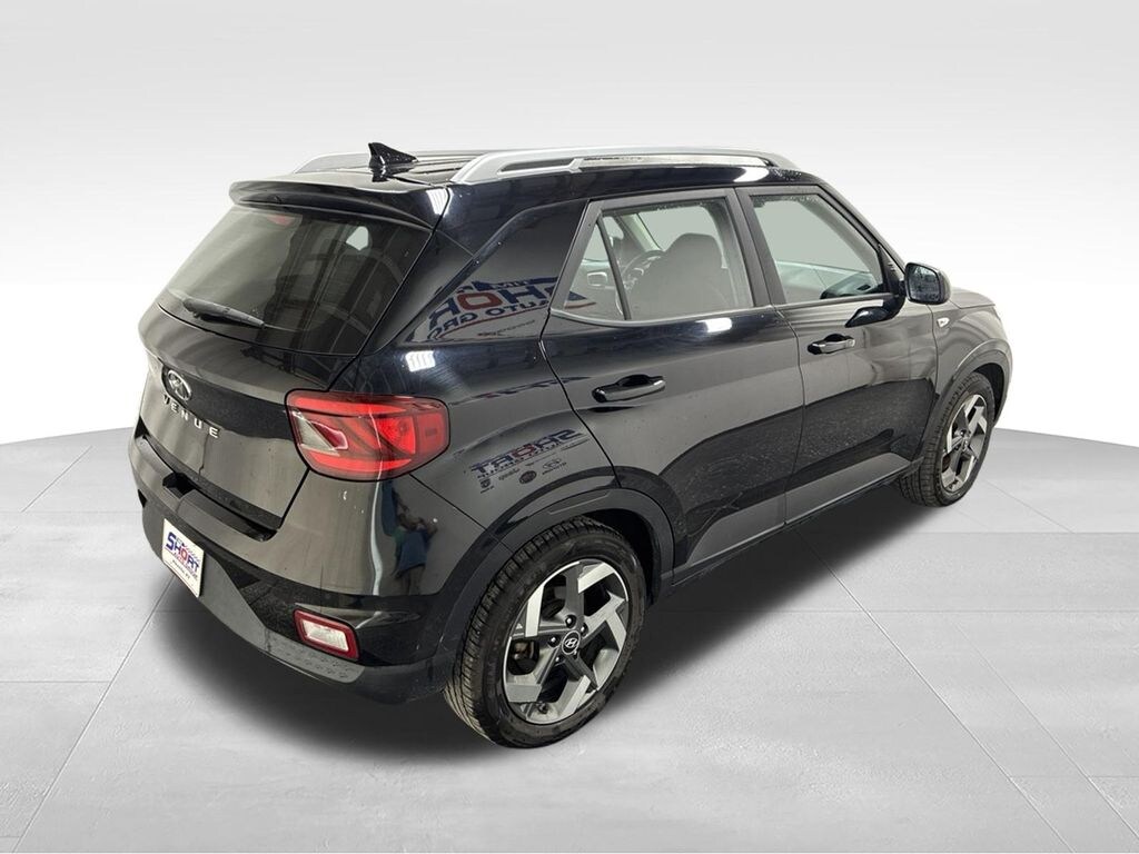 Used 2022 Hyundai Venue SEL SUV
