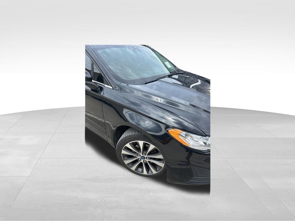 Used 2019 Ford Fusion SE Sedan