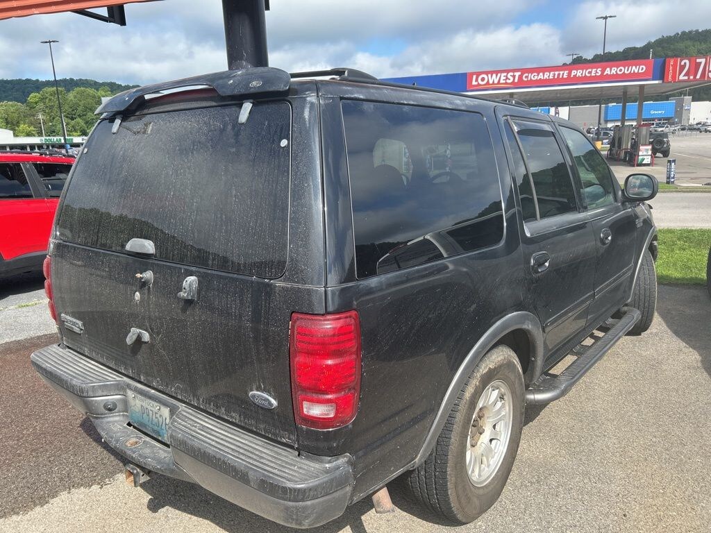 Used 2000 Ford Expedition XLT SUV