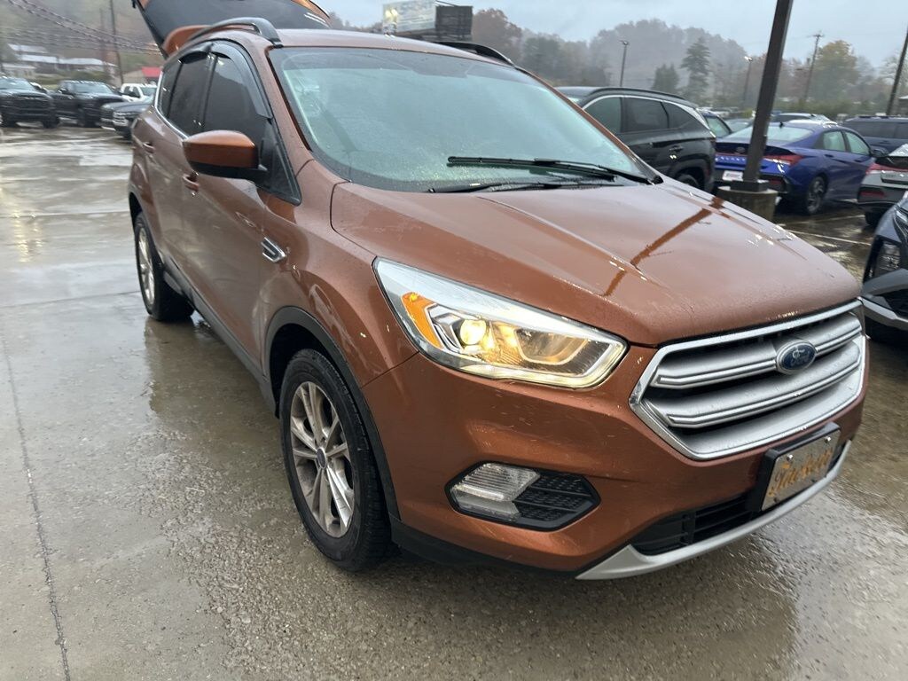 Used 2017 Ford Escape SE SUV