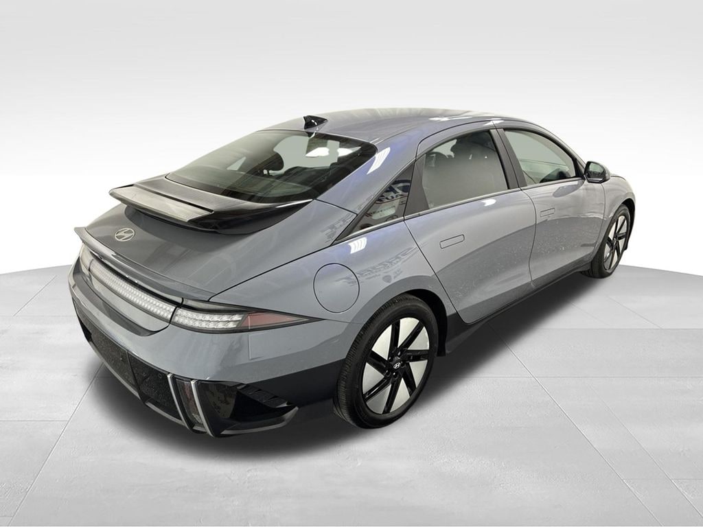 Used 2024 Hyundai IONIQ 6 SE Sedan