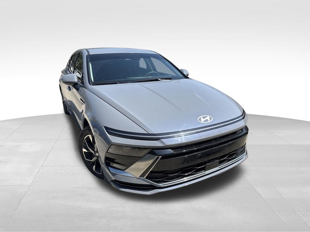 Used 2024 Hyundai Sonata SEL Sedan