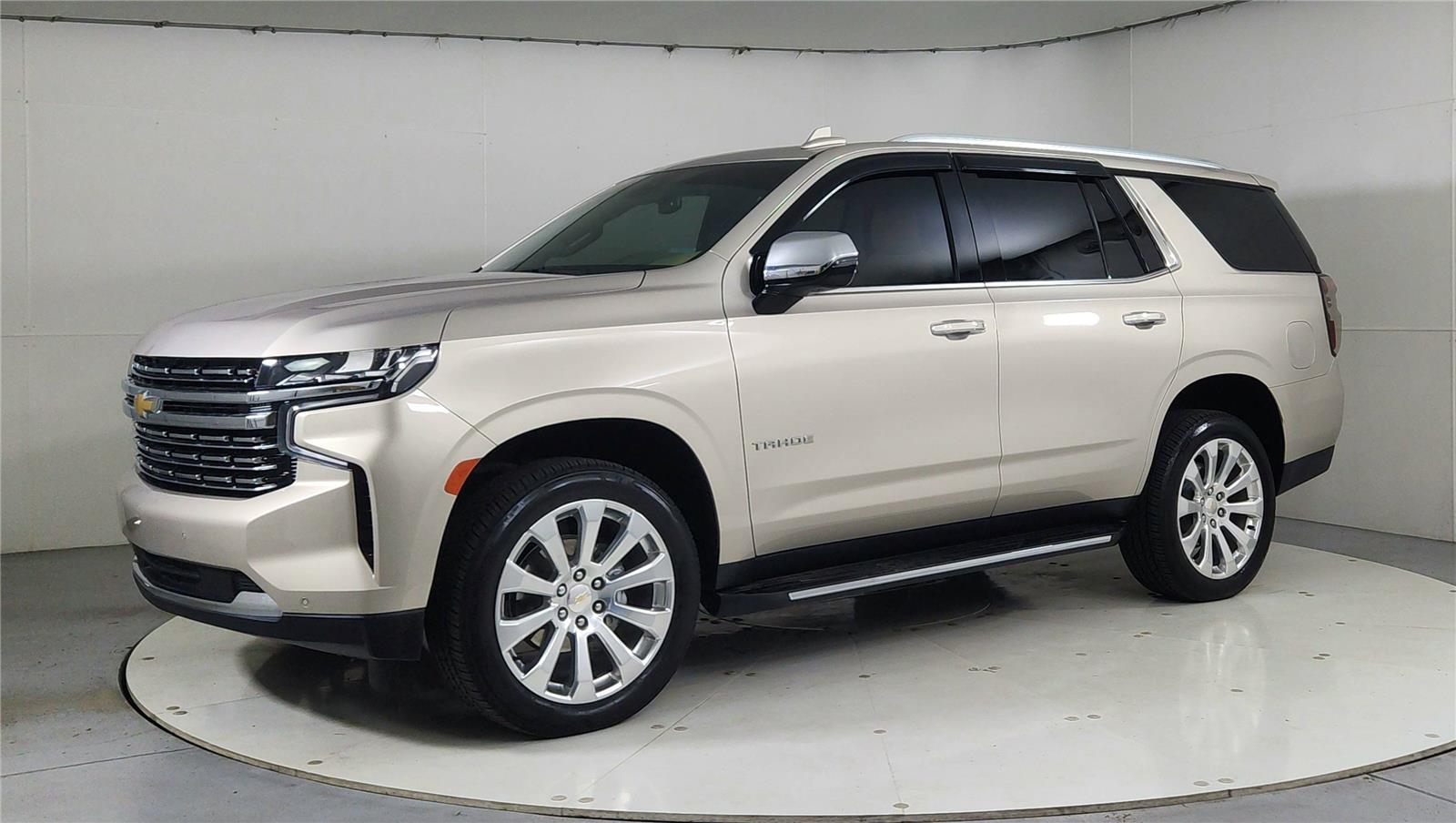 2024 Chevrolet Tahoe Premier photo 3