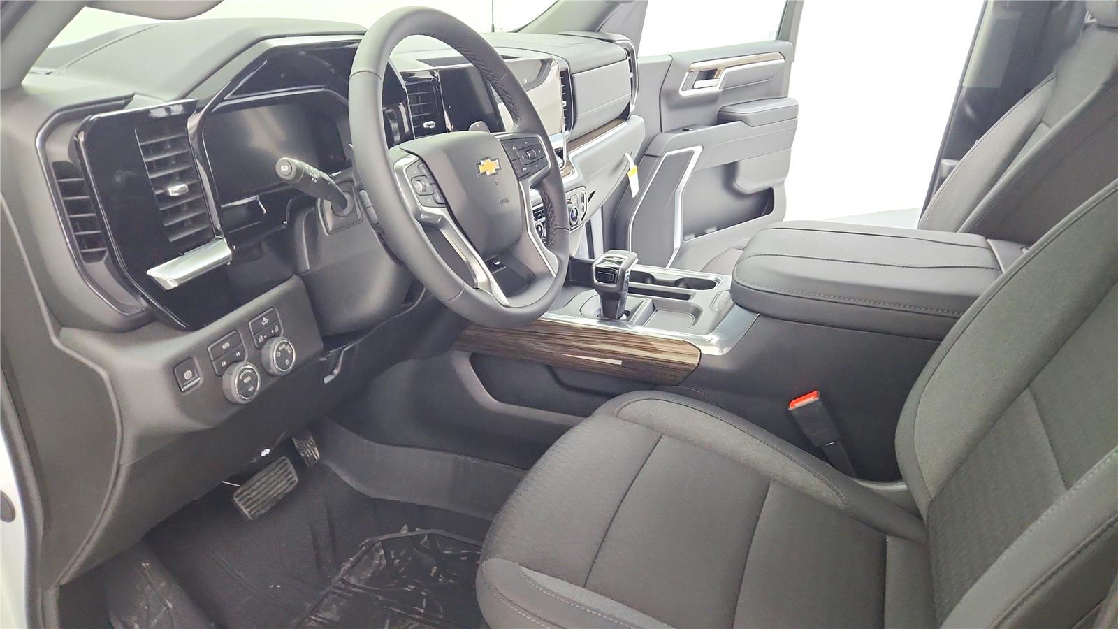 2026 Chevrolet Silverado 1500 LT - Photo 21