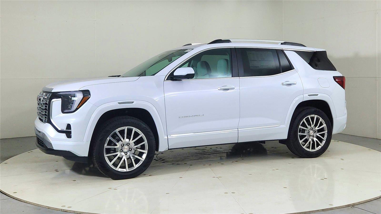 2026 Gmc Terrain Denali photo 3
