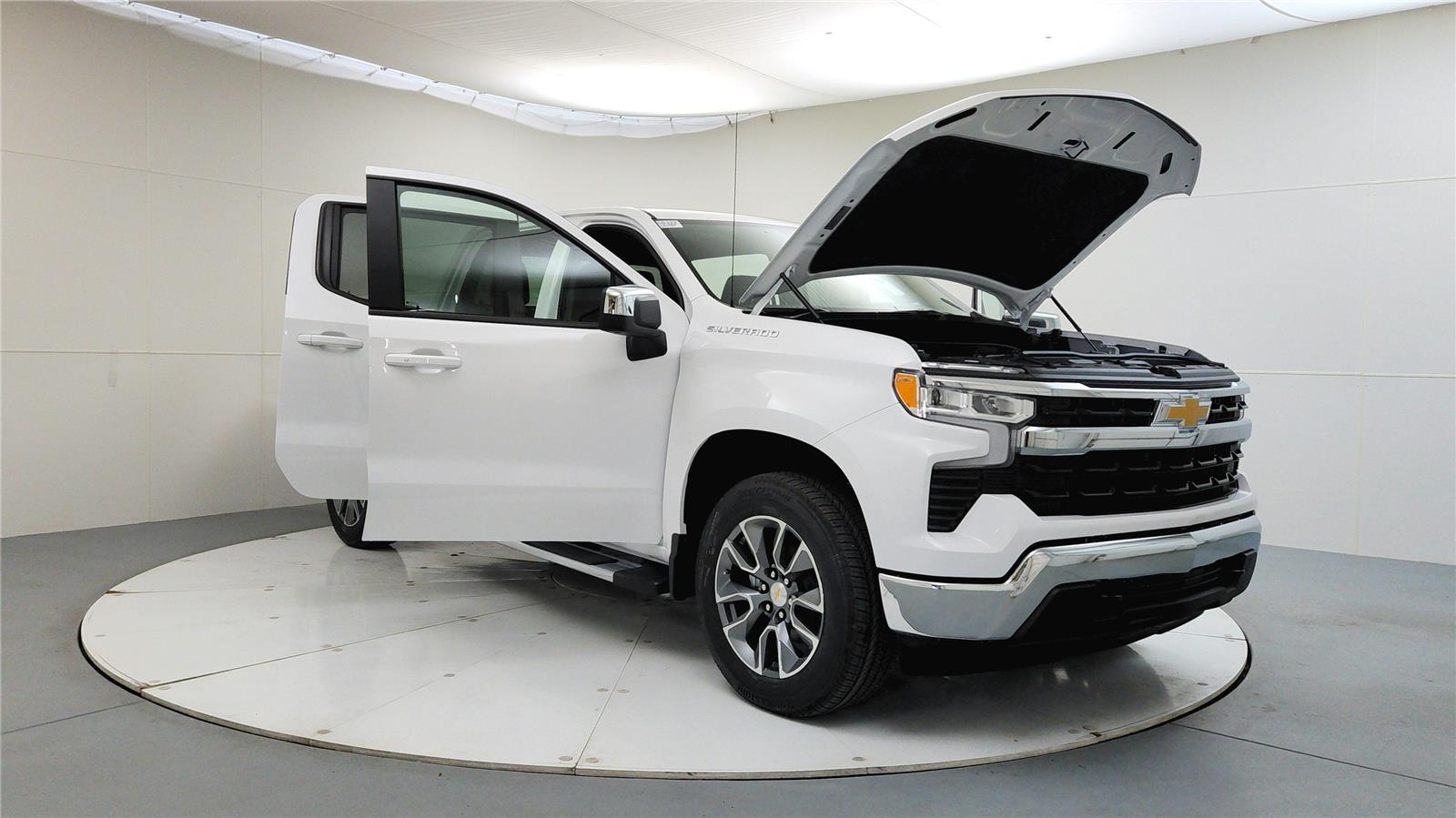 2026 Chevrolet Silverado 1500 LT - Photo 9