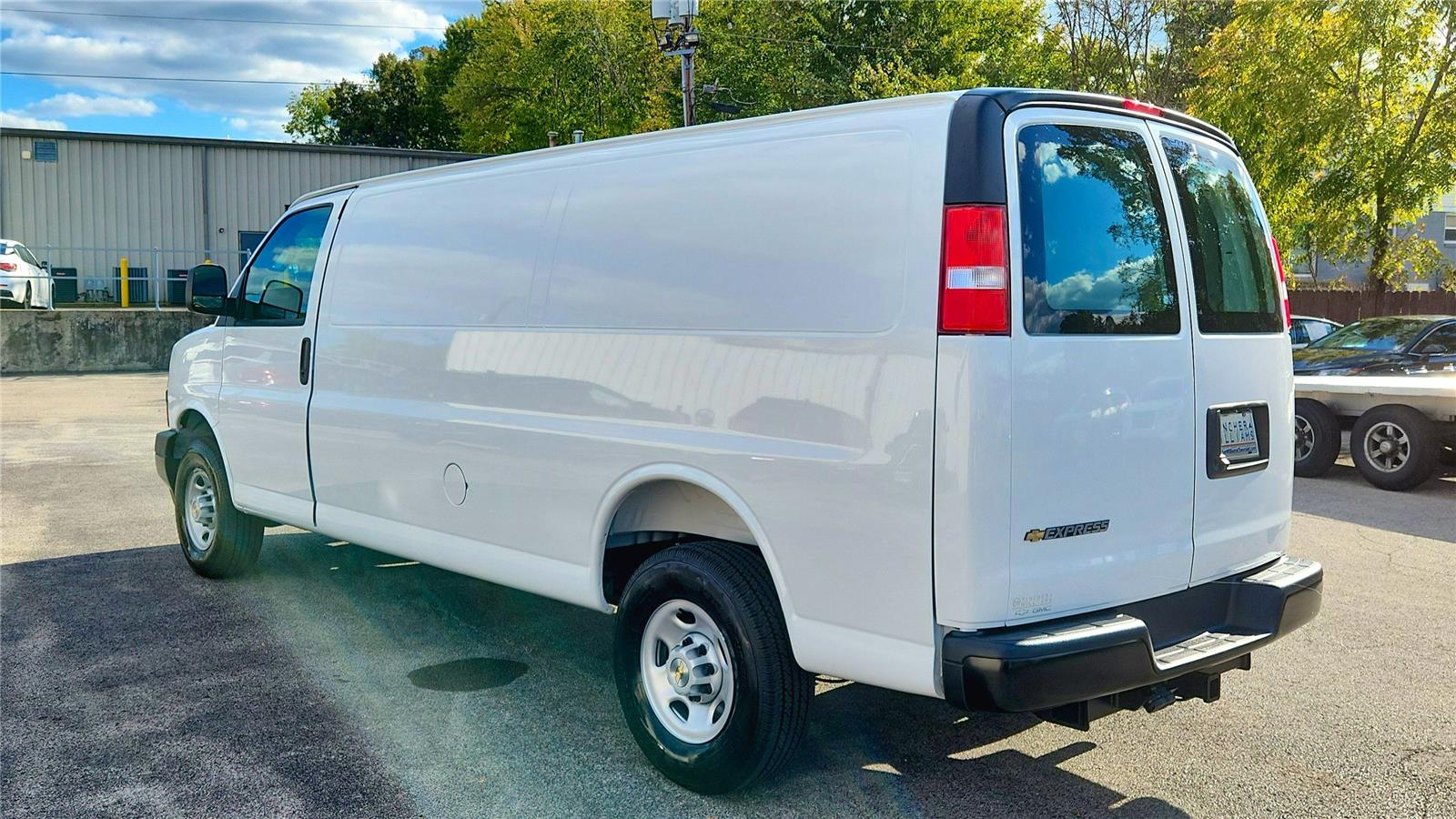 2025 Chevrolet Express Cargo 3500 Van photo 2
