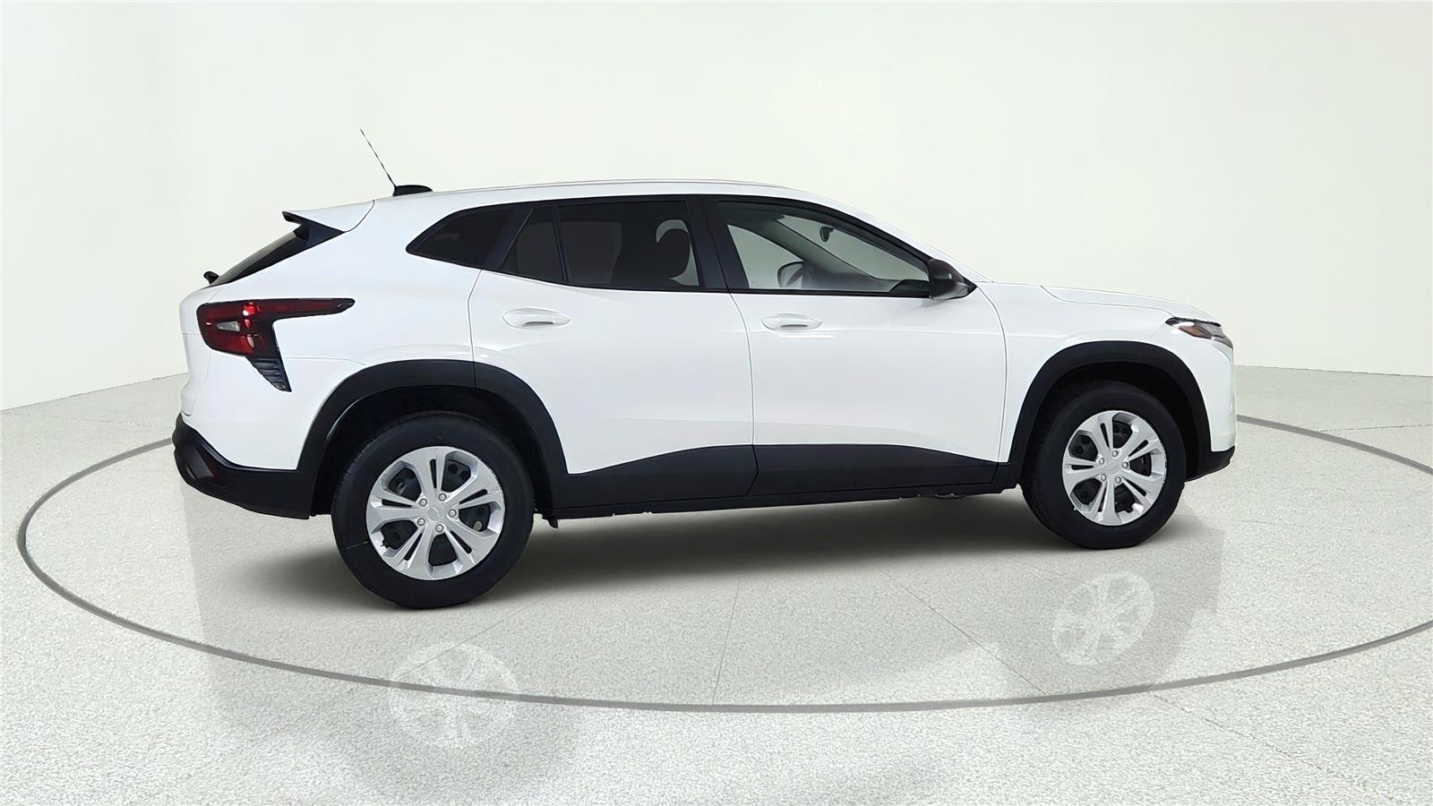 2026 Chevrolet Trax LS - Photo 7