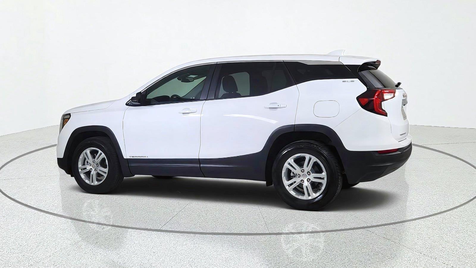 Used 2024 GMC Terrain SLE SUV