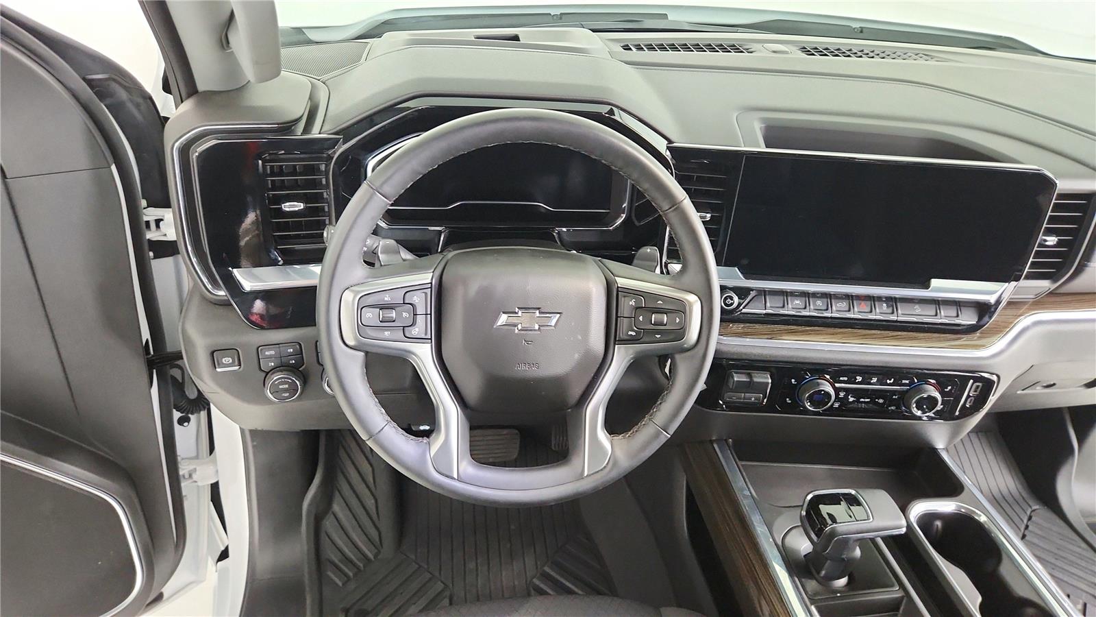 2025 Chevrolet Silverado 1500 RST - Photo 14