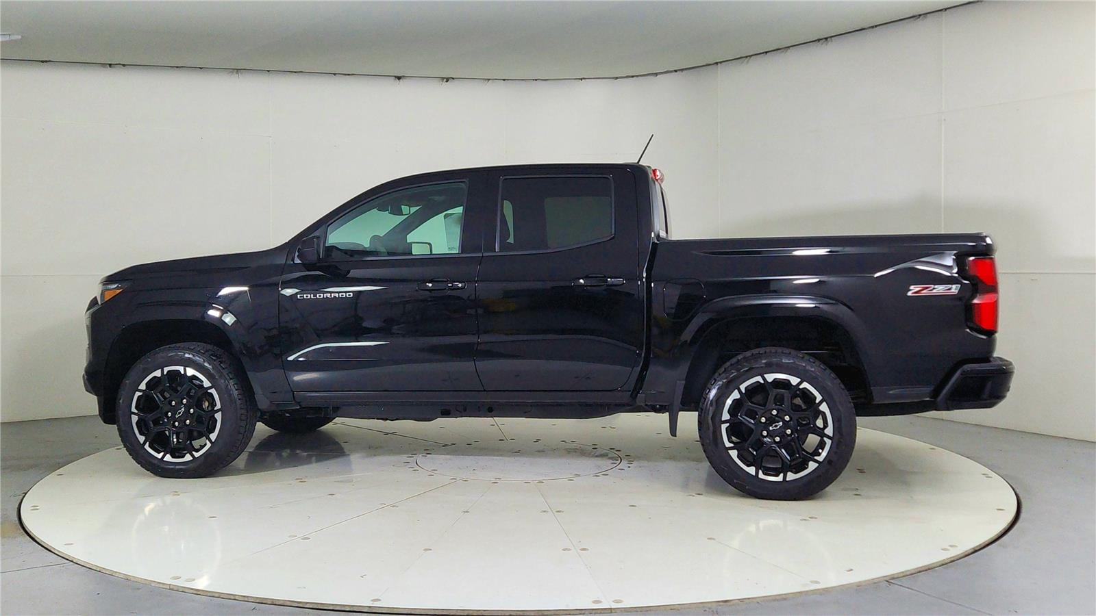 2026 Chevrolet Colorado Z71 photo 4