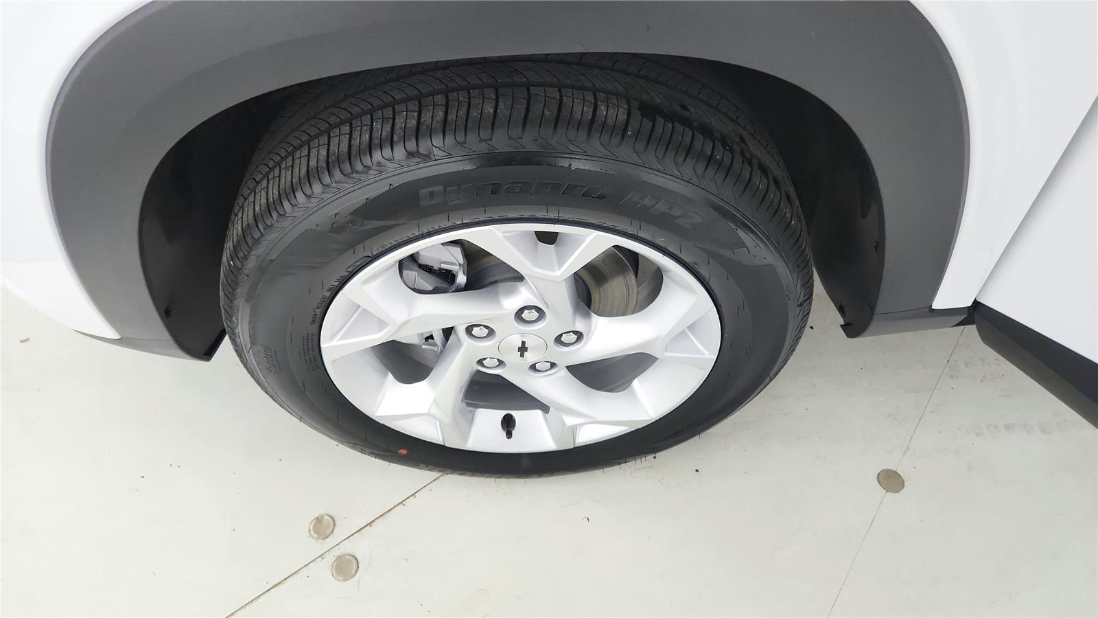 2026 Chevrolet Trax LS's photo