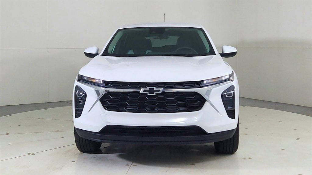 New 2026 Chevrolet Trax LS SUV