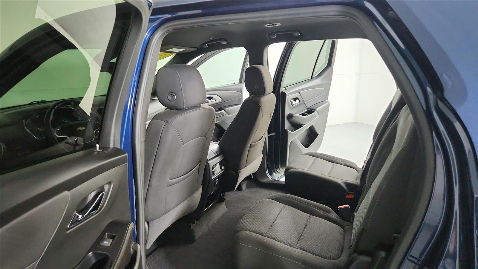 2023 Chevrolet Traverse 1LT - Photo 16