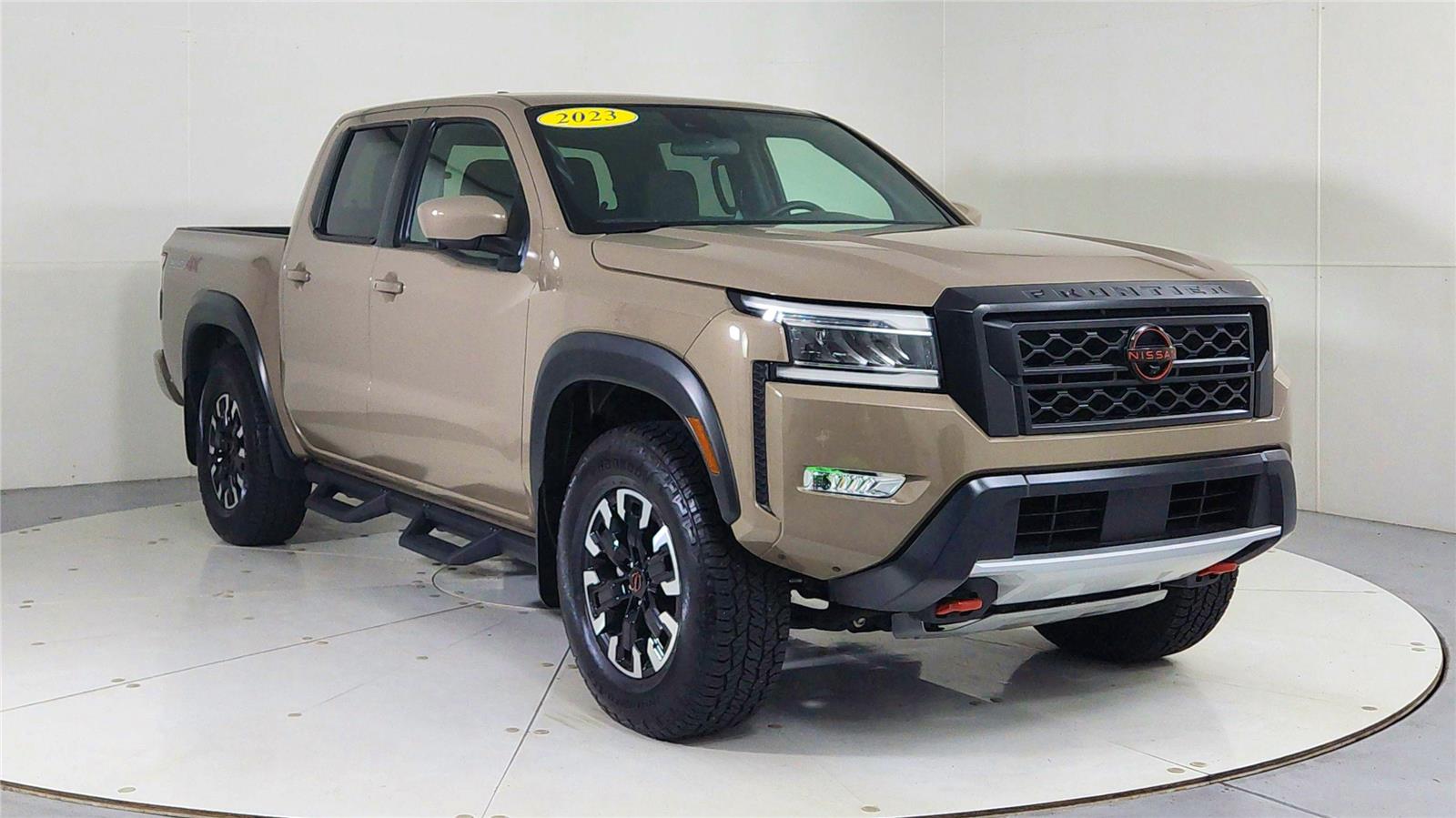 2023 Nissan Frontier PRO-4X's photo
