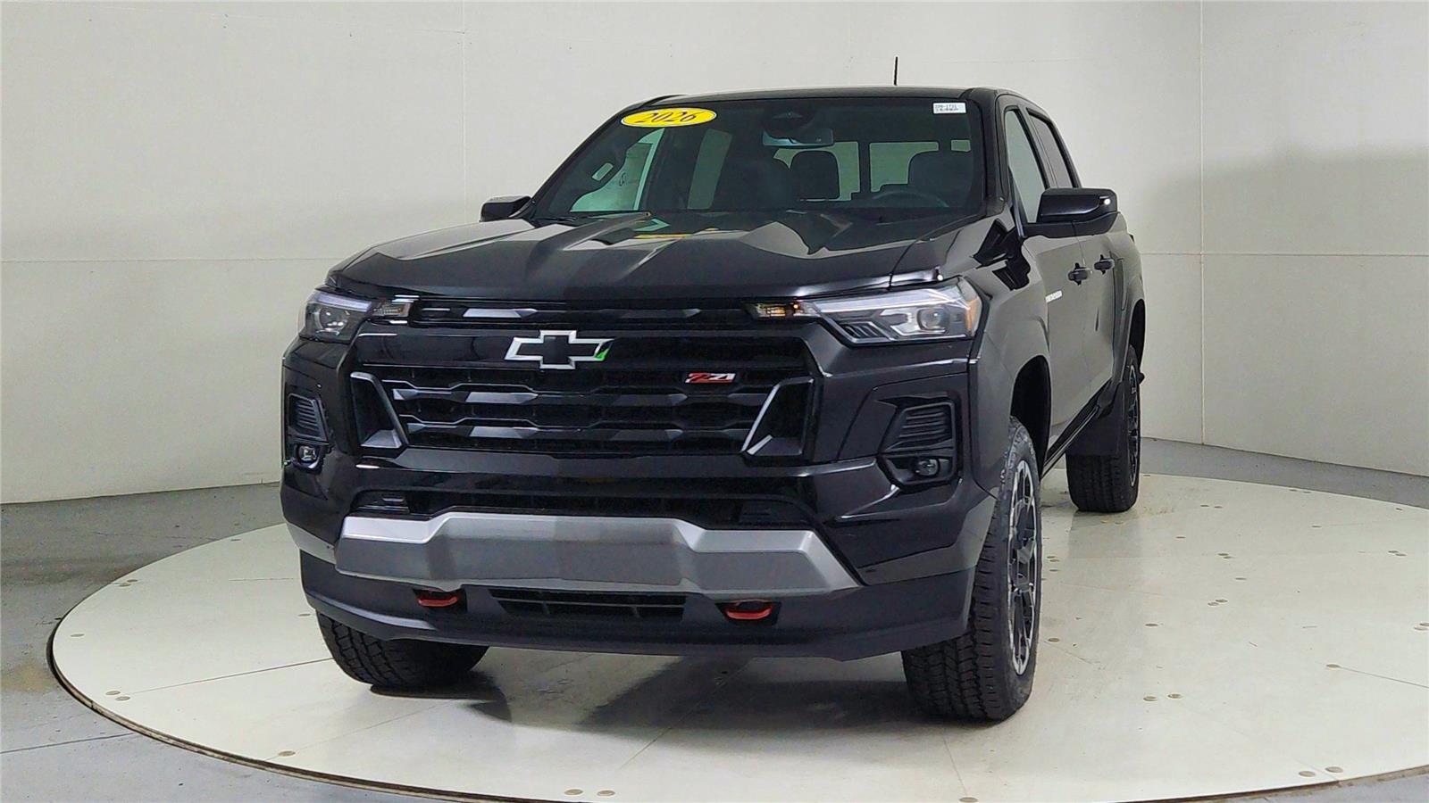 2026 Chevrolet Colorado Z71 photo 2