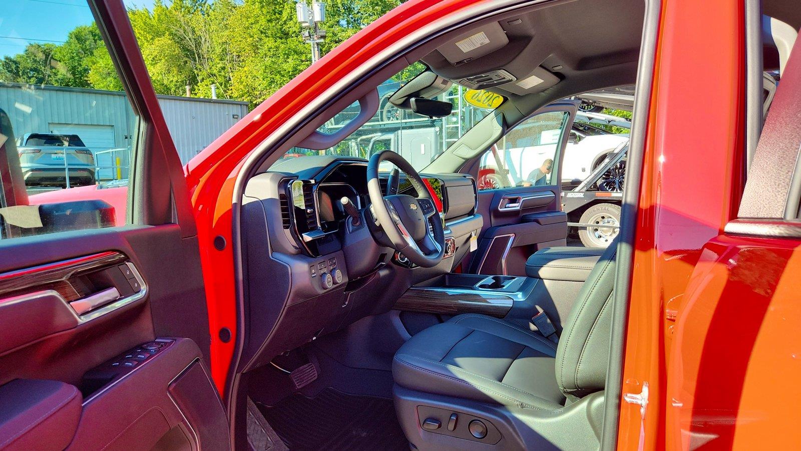 2026 Chevrolet Silverado 3500 HD LT - Photo 12
