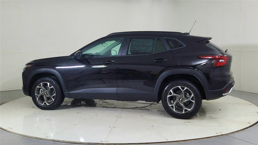 New 2026 Chevrolet Trax LT SUV