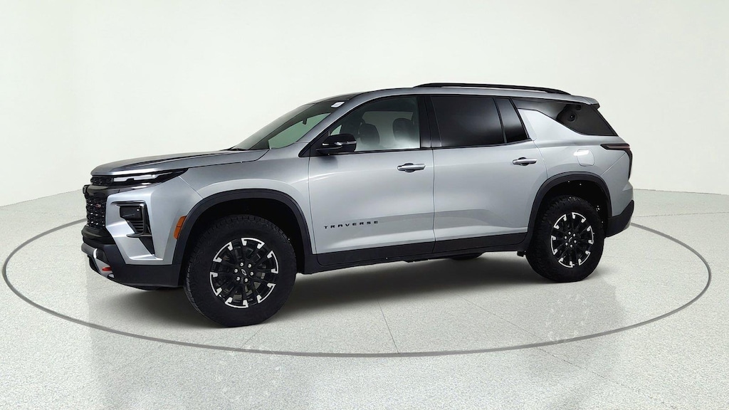 Used 2025 Chevrolet Traverse Z71 SUV
