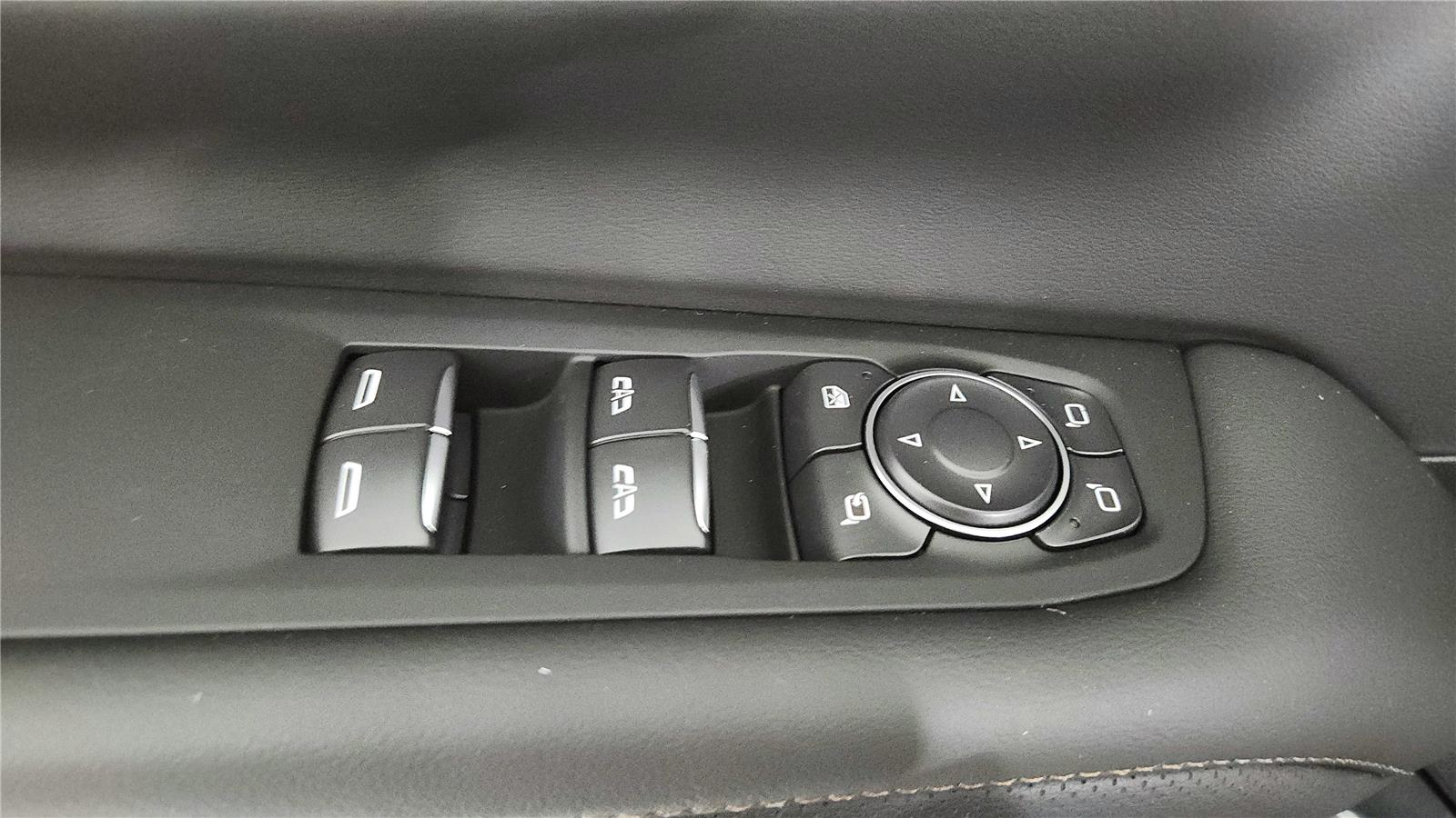 2026 Chevrolet Suburban High Country - Photo 18